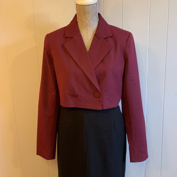 NWT House of Harlow 1960 Women's Cropped blazer/Jacket/Top In Burgundy Size M - Picture 2 of 15